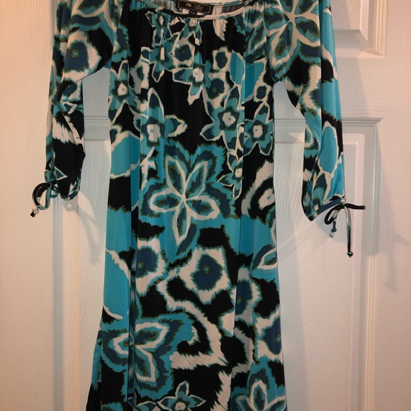 Sundress - Picture 2 of 4